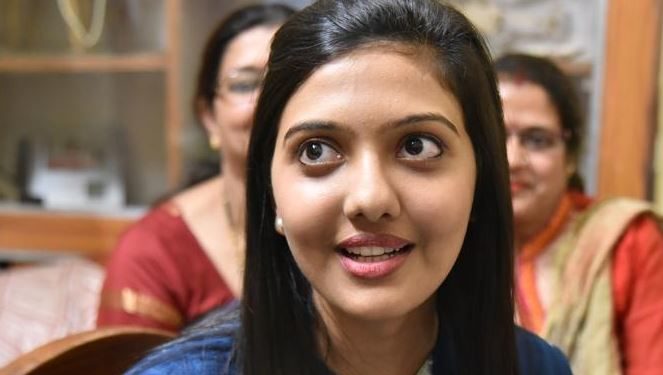 1652895868 Srushti Deshmukh UPSC 2018 5th Topper उम्र परिवार Caste Biography Srushti Deshmukh