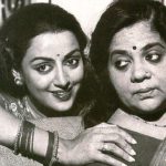 हेमा मालिनी अपनी मां के साथ