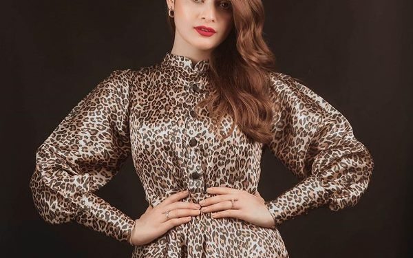 1652908674 Minal Khan Pakistani Actress हाइट उम्र बॉयफ्रेंड पति परिवार Biography Minal Khan