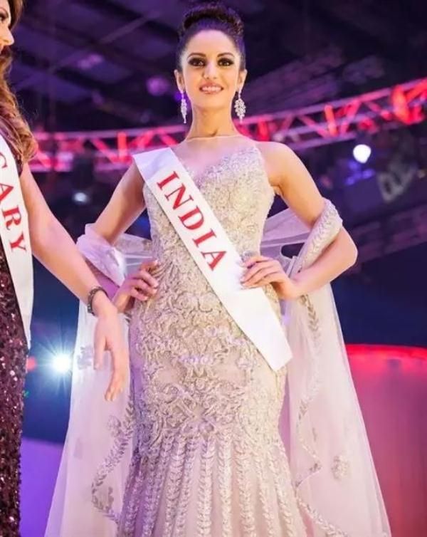 कोयल राणा मिस वर्ल्ड 2014 में भारत का प्रतिनिधित्व करती हैं