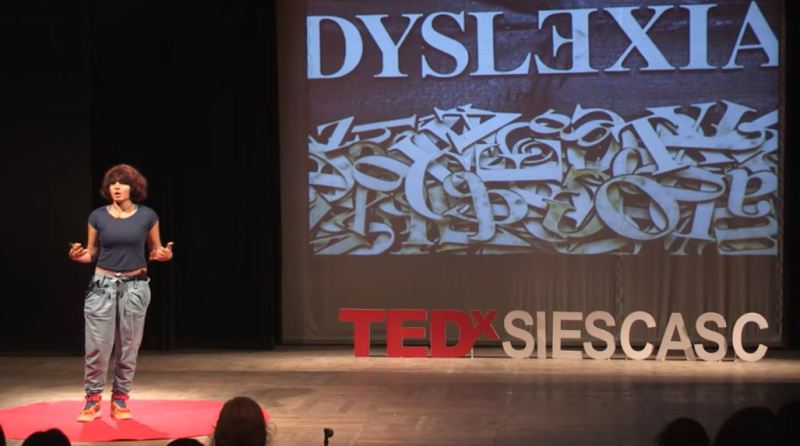 TEDx . में बोलते हुए नताशा