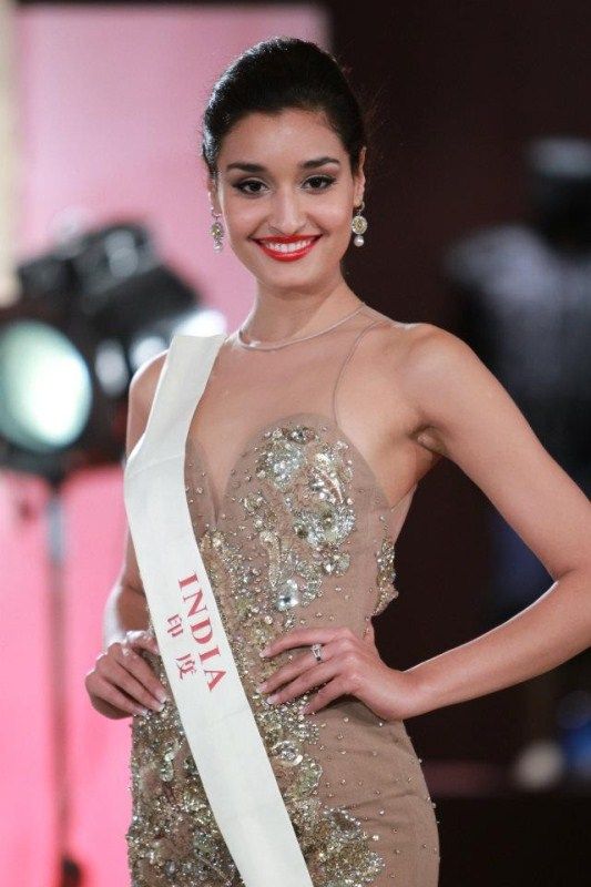कनिष्ठा धनखड़ मिस वर्ल्ड 2011 प्रतियोगिता में भारत का प्रतिनिधित्व करती हैं