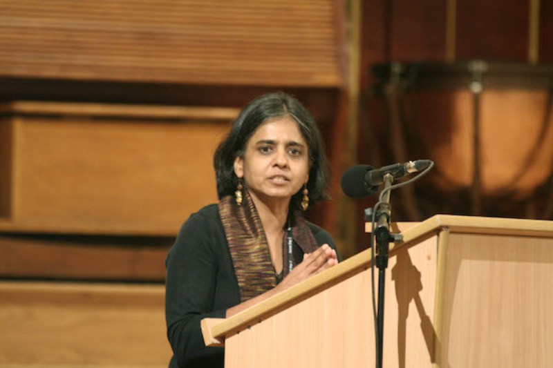 नागरिक समाज सम्मेलन को संबोधित करती सुनीता नारायण
