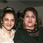 1652954294 241 Reena Roy उम्र पति बच्चे परिवार Biography Hindi रीना रॉय की बेटी