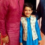 अनुराग ठाकुर अपने सबसे छोटे बेटे उदयवीर ठाकुर के साथ
