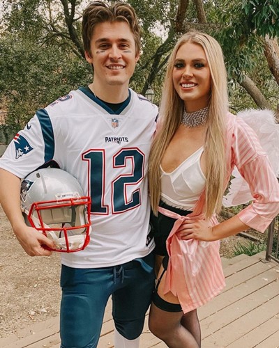 1652976371 504 QTCinderella उम्र हाइट बॉयफ्रेंड परिवार Biography Hindi QTCinderella अपने प्रेमी, लुडविग अहलग्रेन के साथ