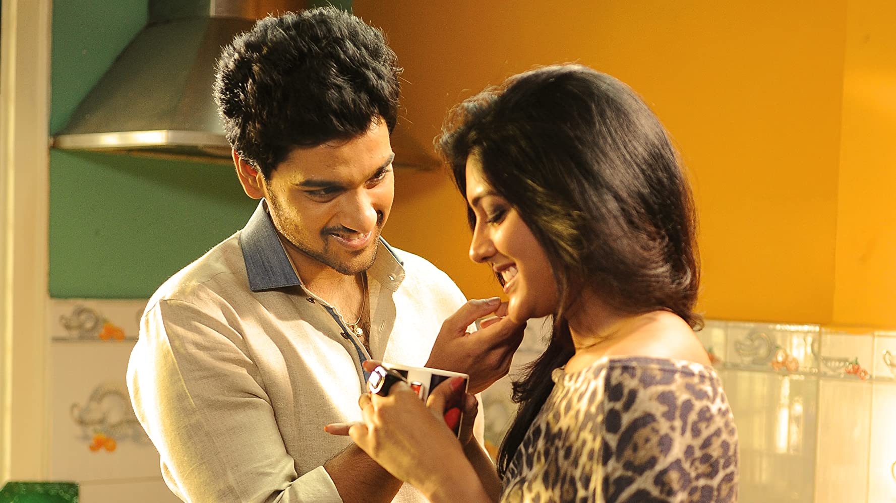 1653200613 323 Eesha Rebba उम्र बॉयफ्रेंड पति परिवार Biography Hindi एंथाका मुंडू आ तारवत में ईशा रेब्बा