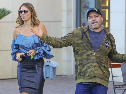 1653204557 167 Jessica Ditzel हाइट उम्र पति बच्चे परिवार Biography Hindi जो रोगन के साथ जेसिका डिट्ज़ेल