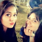 1653205870 143 Kajal Raghwani Actress हाइट Weight उम्र बॉयफ्रेंड Biography Hindi काजल राघवानी अपनी बहन के साथ