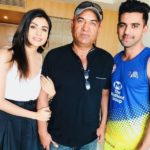 1653210921 394 Malti Chahar हाइट Weight उम्र बॉयफ्रेंड पति Biography Hindi मालती अपने पिता लोकेंद्र सिंह चाहर और अपने भाई दीपक चाहर के साथ