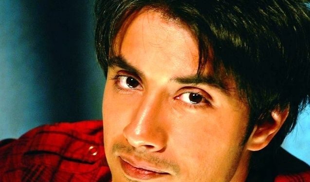 Ali Zafar Height, Weight, Age, Wife, Biography, Family, Affairs, Facts & More