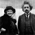 आइंस्टीन अपनी दूसरी पत्नी Elsa . के साथ