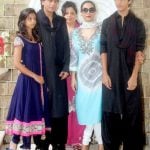 सुहाना खान अपने परिवार के साथ
