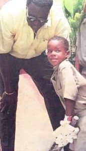 क्लाइव लॉयड के साथ शाई होप की बचपन की तस्वीर