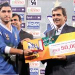 उस्मान खान को फैसल बैंक टी20 कप में मैन ऑफ द मैच का पुरस्कार मिला