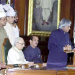 एपीजे अब्दुल कलाम ने भारत के राष्ट्रपति के रूप में शपथ ली