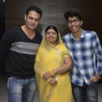 रुद्र कौशिक अपनी पत्नी और बेटे के साथ