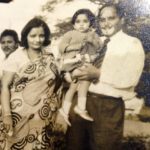 सोनाली जाफर (बचपन) अपने माता-पिता के साथ