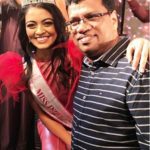 श्रेया राव कामवरापु अपने पिता के साथ