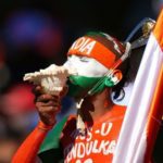 1653365838 593 Sudhir Kumar Chaudhary Tendulkars Fan उम्र पत्नी Biography Facts सुधीर चौधरी शंख बजाते हुए