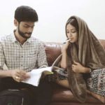 1653366202 552 Nivetha Pethuraj हाइट Weight उम्र बॉयफ्रेंड परिवार Biography Facts निवेथा पेथुराज अपने भाई के साथ