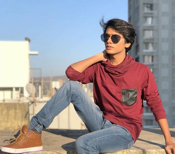 1653371491 136 Mohak Meet हाइट Weight उम्र गर्लफ्रेंड परिवार Biography Hindi मोहक से मिलें