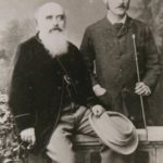 रुडयार्ड किपलिंग अपने पिता जॉन लॉकवुड किपलिंग के साथ