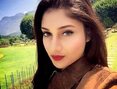 1653431479 Sushmita Roy Manoj Tiwarys पत्नी हाइट Weight उम्र परिवार Biography Susmita Roy