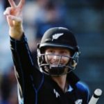 1653448874 811 Mitchell Santner Cricketer हाइट Weight उम्र गर्लफ्रेंड परिवार Biography मिशेल सेंटनर के भाई इलियट सेंटनर