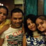 वैष्णवी शुक्ला अपने परिवार के साथ