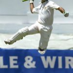 रिकी पोंटिंग ने वेस्ट इंडीज के खिलाफ खेल के दौरान अपना पहला दोहरा शतक मनाया (अप्रैल 2003)