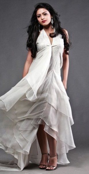 1653500909 991 Divjot Sabarwal हाइट Weight उम्र बॉयफ्रेंड Biography Hindi दिव्जोत सबरवाल