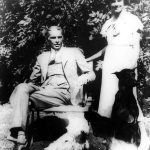 दीना वाडिया अपने पिता मोहम्मद अली जिन्ना और उनके पालतू कुत्तों के साथ