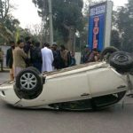 दूसरी कार से टकराकर पलटी पाकिस्तानी सिंगर क़ुरत-उल-ऐन बलूच की कार