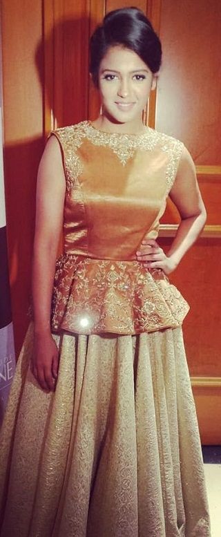 1653577095 256 Gulki Joshi हाइट Weight उम्र बॉयफ्रेंड परिवार Biography Hindi गुल्की जोशी