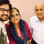 माता-पिता के साथ अजय चौधरी