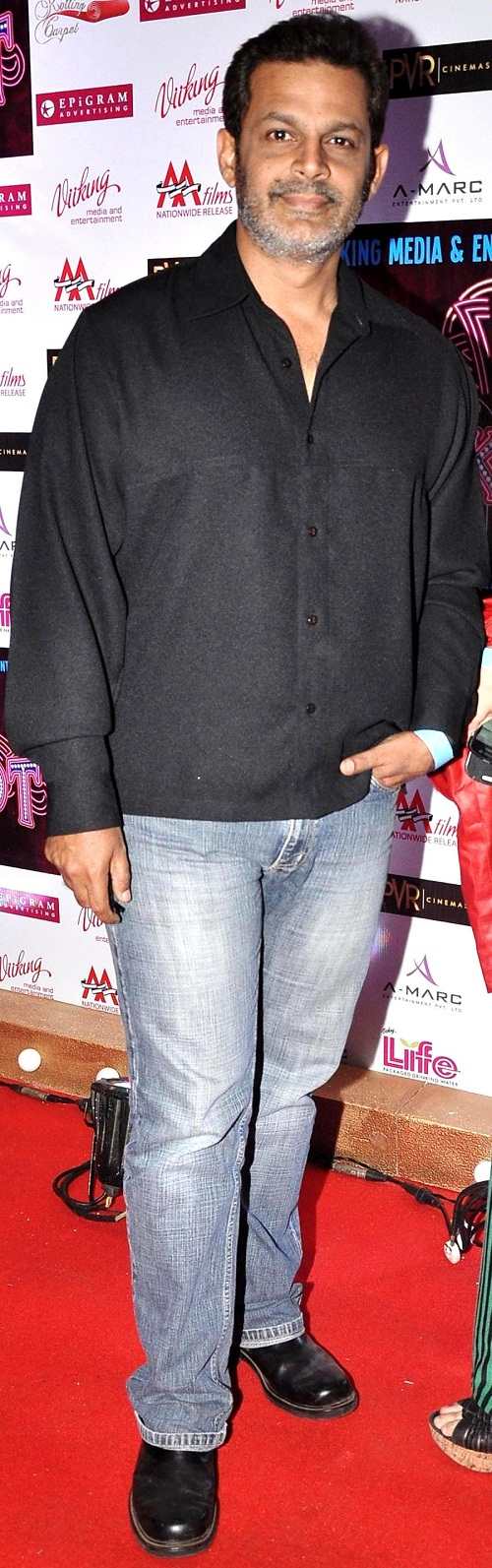 1653581055 945 Nasir Khan Johnny Walkers son हाइट Weight उम्र पत्नी Biography नासिर खान