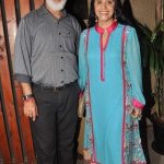 इला अरुण अपने पति के साथ