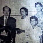 राकेश रोशन अपने माता-पिता और भाई के साथ
