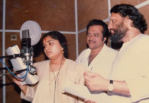 एक रिकॉर्डिंग स्टूडियो से संगीता साजिथ की पुरानी तस्वीर
