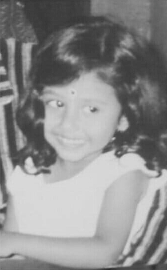 अश्लेषा राहुले की बचपन की तस्वीर