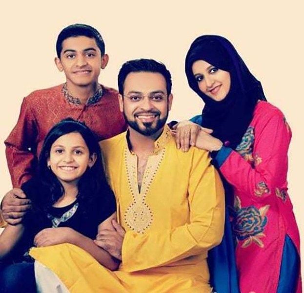 अहमद आमिर अपने परिवार के साथ