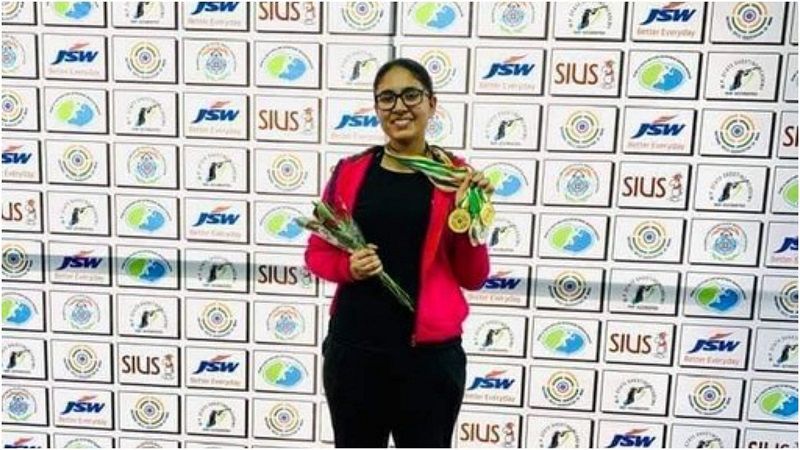 संधू ने 25 मीटर पिस्टल और 10 मीटर एयर पिस्टल स्पर्धा में पदक जीते