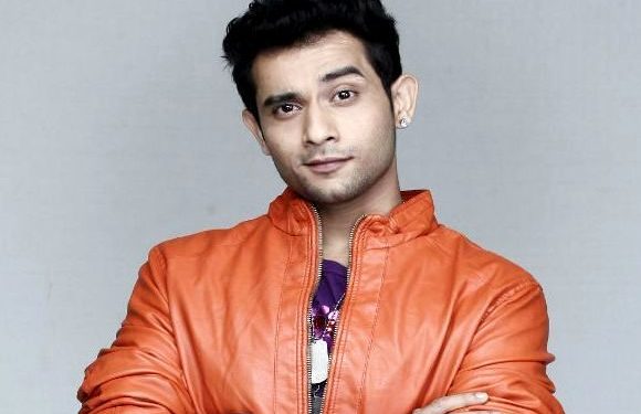Abhishek Sharma Actor हाइट Weight उम्र गर्लफ्रेंड Biography in Hindi Abhishek Sharma