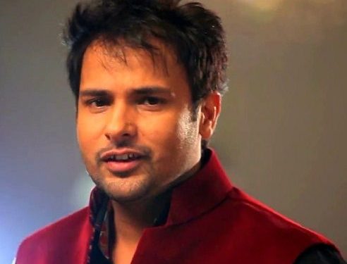 Amrinder Gill Punjabi Singer हाइट Weight उम्र पत्नी Biography in Amrinder Gill