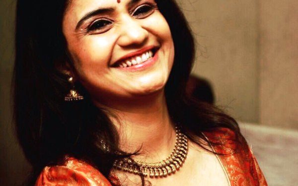 Amruta Subhash उम्र बॉयफ्रेंड पति परिवार Biography in Hindi Amruta Subhash