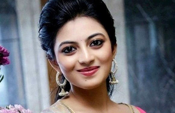 Anandhi Actress हाइट Weight उम्र बॉयफ्रेंड Biography in Hindi Anandhi