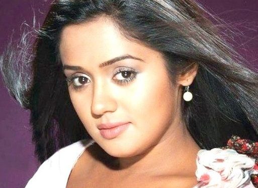 Ananya Actress हाइट Weight उम्र पति Biography in Hindi ananya