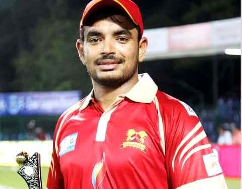 Aniruddha Joshi Cricketer हाइट Weight उम्र पत्नी Biography in Hindi Aniruddha Joshi