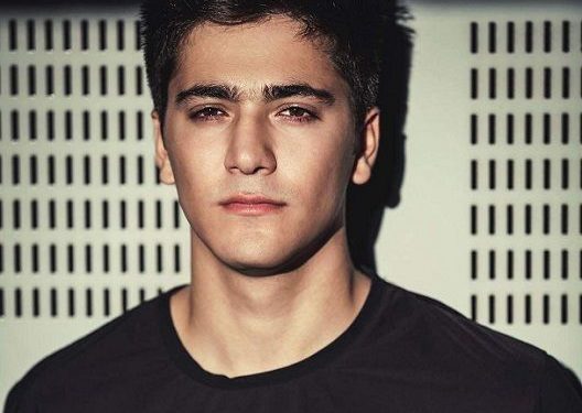 Archit Bhatia Splitsvilla 10 हाइट Weight उम्र गर्लफ्रेंड Biography in Archit Bhatia Profile